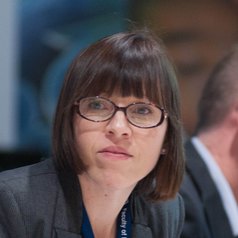 Sara Davies
