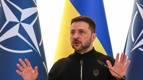 El presidente de Ucrania Volodímir Zelenski durante una rueda de prensa conjunta con el secretario general de la OTAN Mark Rutte en medio del ataque de Rusia a Ucrania en Odesa