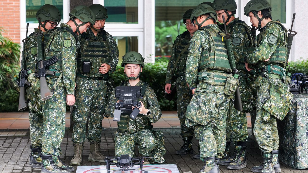 AFP RQ UB v HighRes TaiwanMilitaryTrainningTraining