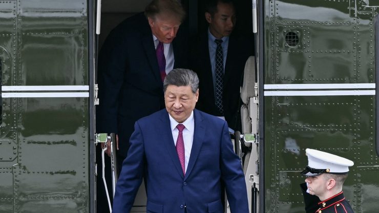 AFP C AV JJ v HighRes ChinesePresidentXiJinpingMeetsDonaldTrumpAtTheW