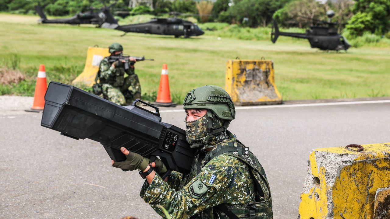 AFP C CY XW v HighRes TopshotTaiwanDefence