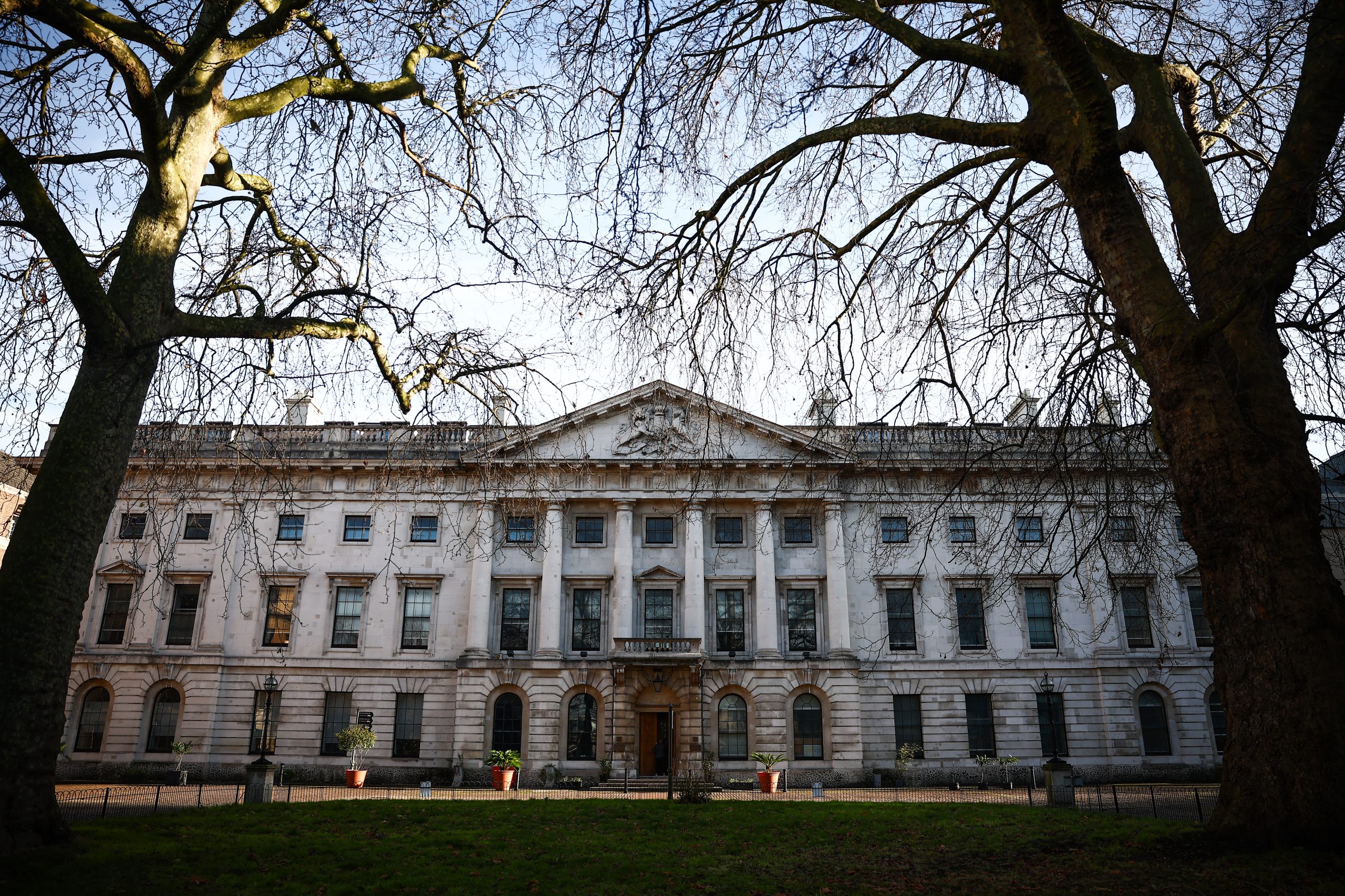 Chinese Embassy in London Shocks Some British Politicians