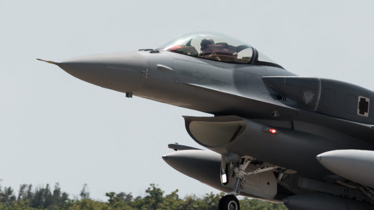 AFP C ZN BC v HighRes TopshotTaiwanUsChinaDefence